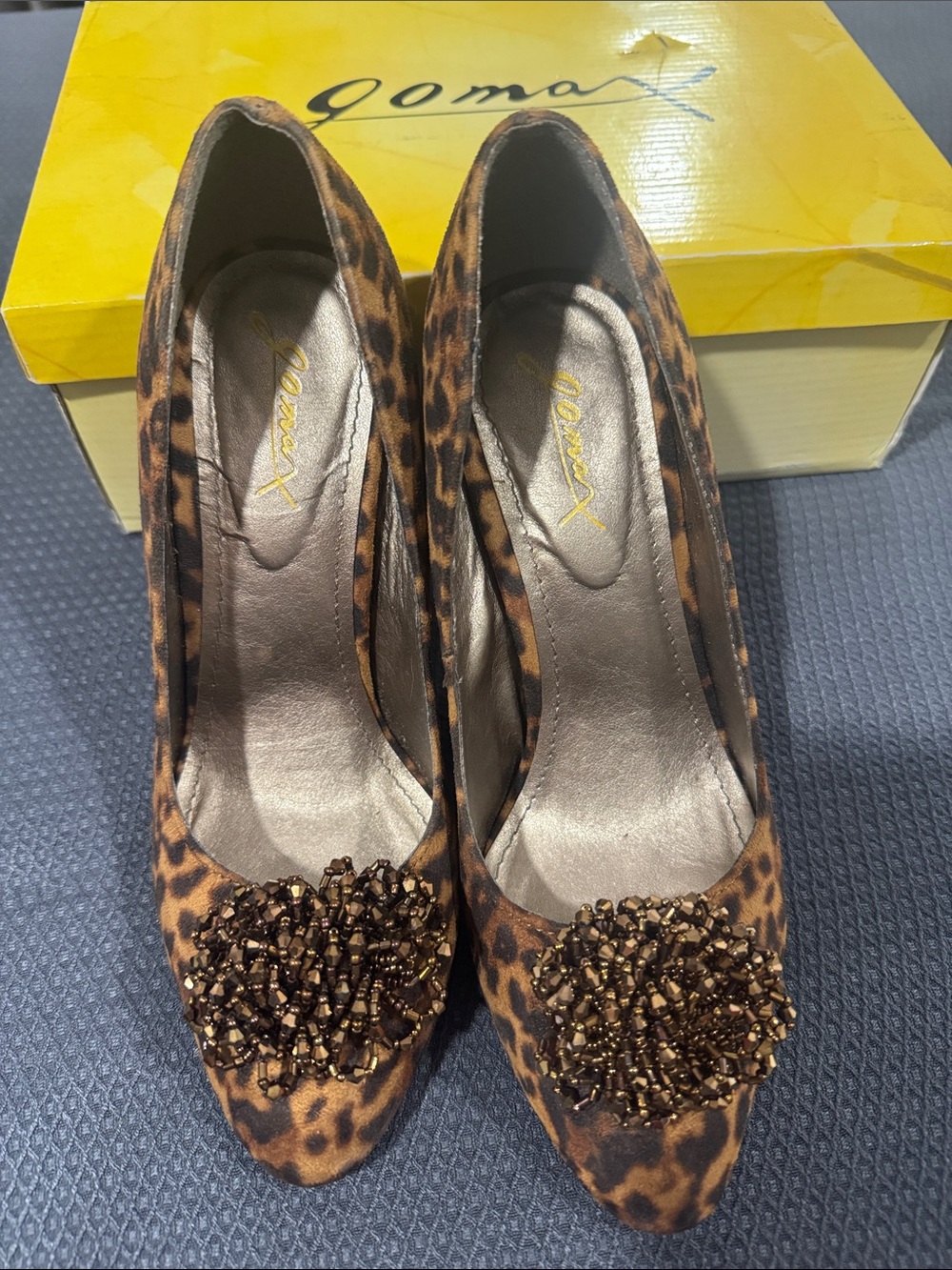 Gomax Leopard-Print Pointed Toe Pumps with Beaded Cluster